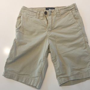 American Eagle shorts size 26